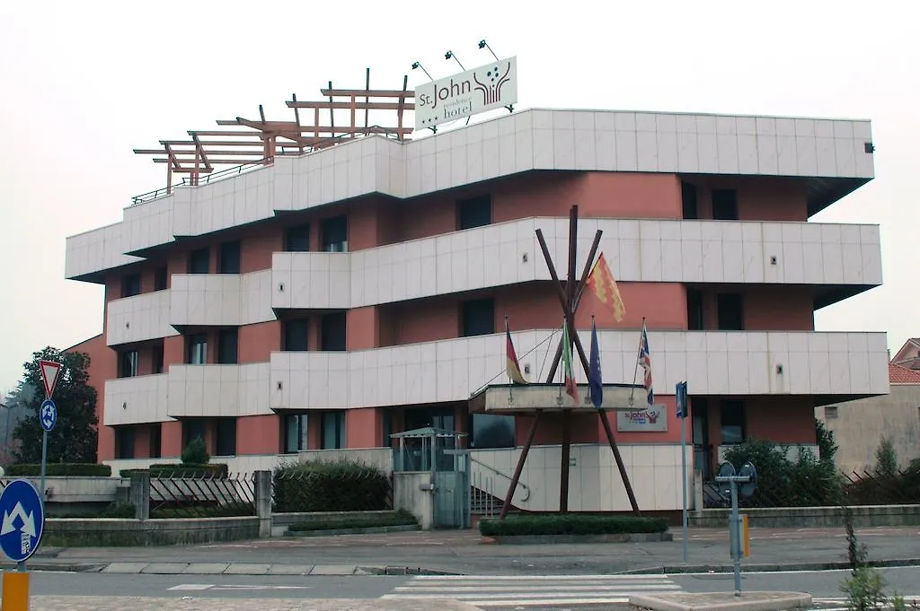 Hotel St John Desio 3*,